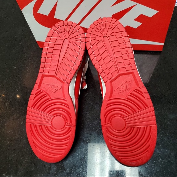 Sz 11 Nike dunks red - Picture 6 of 9